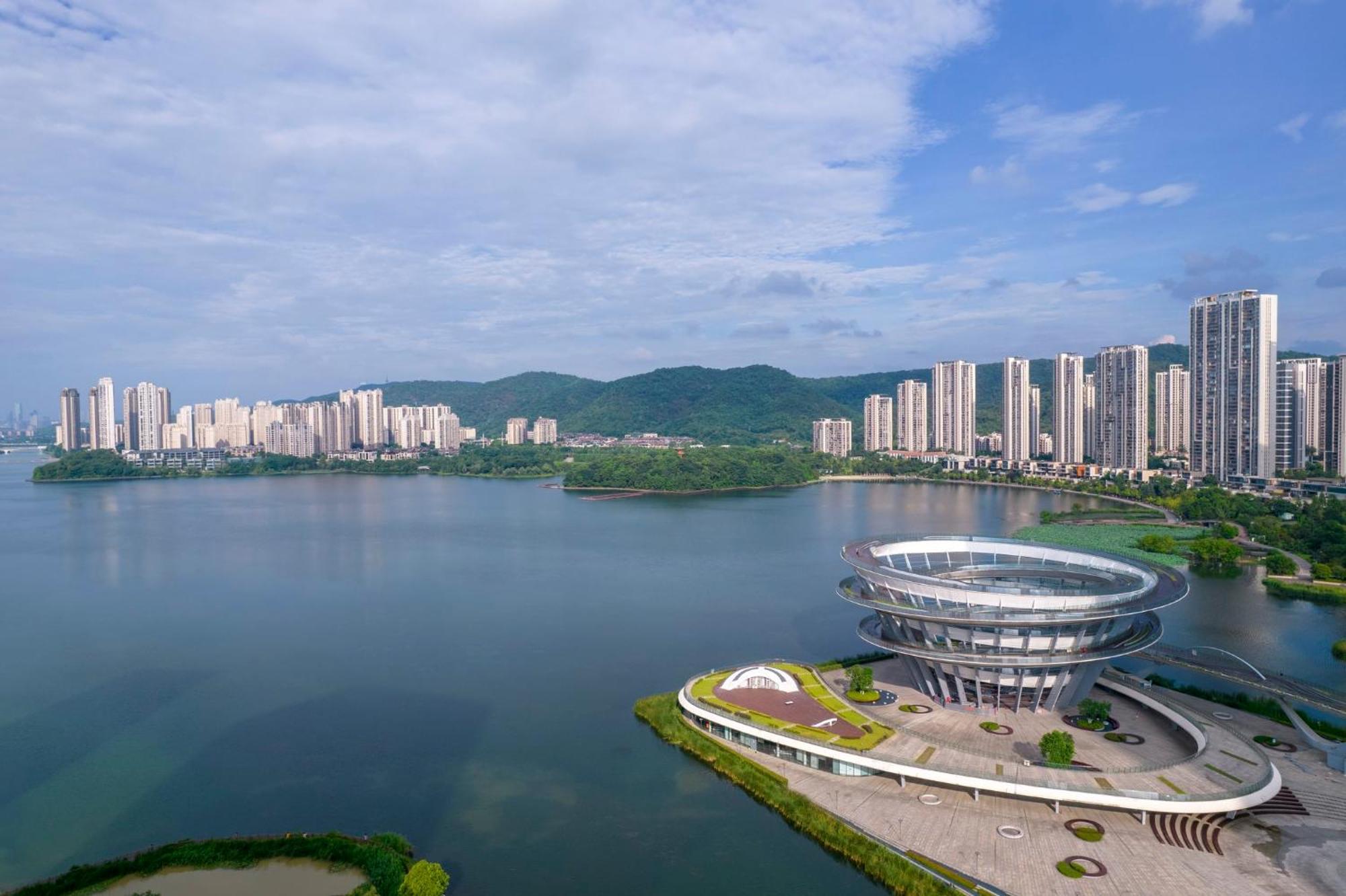 Hotel Indigo Changsha Meixi Lake ภายนอก รูปภาพ